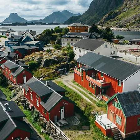 Hotel Live Lofoten 3*