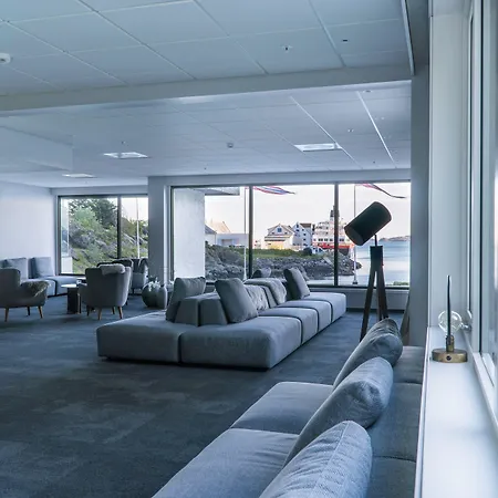 Live Lofoten 3* Stamsund