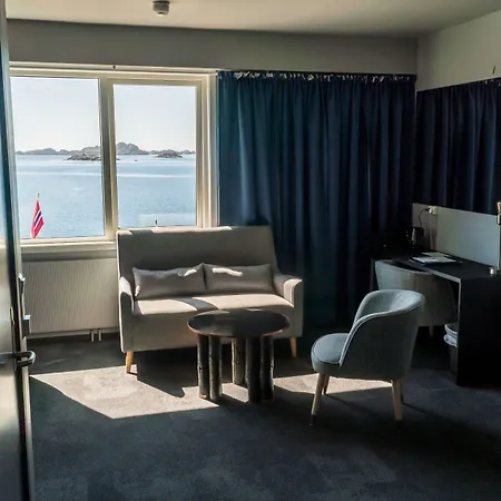 Live Lofoten Stamsund