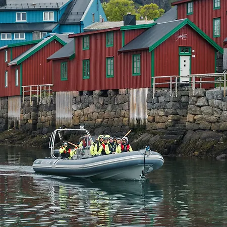 Live Lofoten 3*