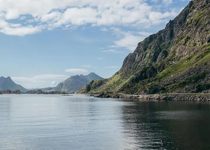Hotell Live Lofoten 3*