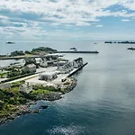 Live Lofoten 3*