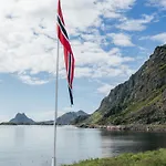 Ξενοδοχείο Live Lofoten 3*
